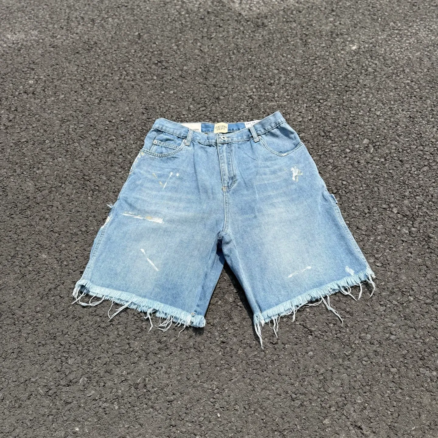 #8157 P200💰 GALLERY DEPT. Retro jeans men's and women's high street ink-splashed denim shorts. Time-consuming waste, hand-made inkjet is an indispensable highlight.   Customized buttons, the buckle surface has been oxidized and distressed, customized ykk zippers, the minimum order is extremely high, the details of the accessories are all in place, and the hangtag and packaging are as always.  Color: blue Size: S-XXL (corresponding to 28-36)
